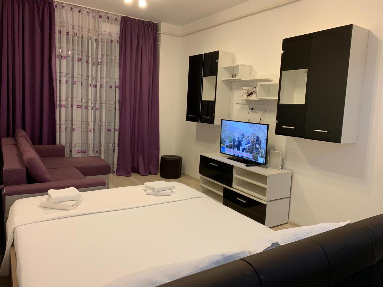 Lazar Towers Studios & Apartments Near Palas Яссы Экстерьер фото